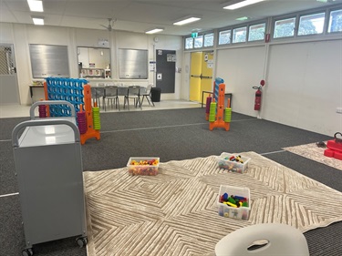 KEL-_Marsden-Park_hall1.jpg