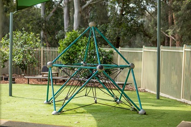 Quakers-Hill-after-school-climbing